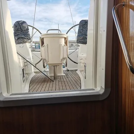 Botel Spacieux Voilier Fécamp